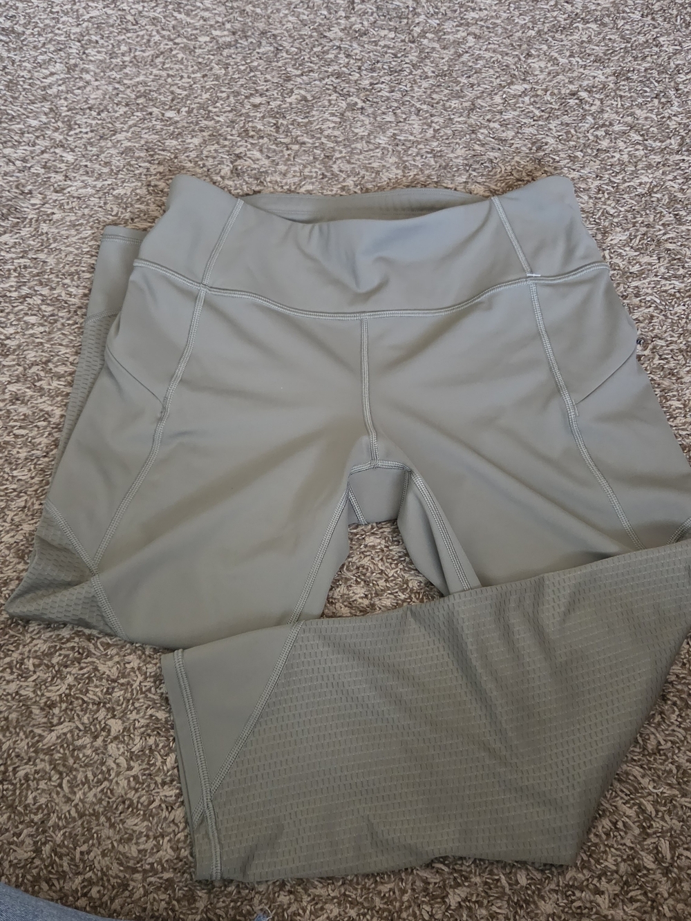 Athleta Olive Green Performance Leggings MEDIUM